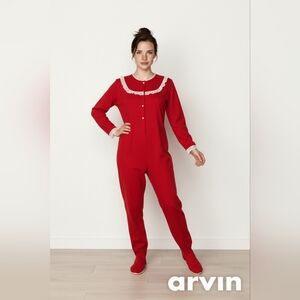 Vintage Jennifer Dale Women's Red Onsie Nightgown Mrs. Claus